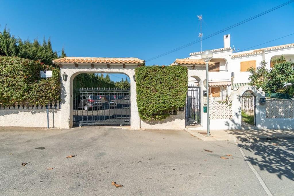 Cb Living - 2 Bedroom Beach Condo, Playa Flamenca Orihuela Exterior photo
